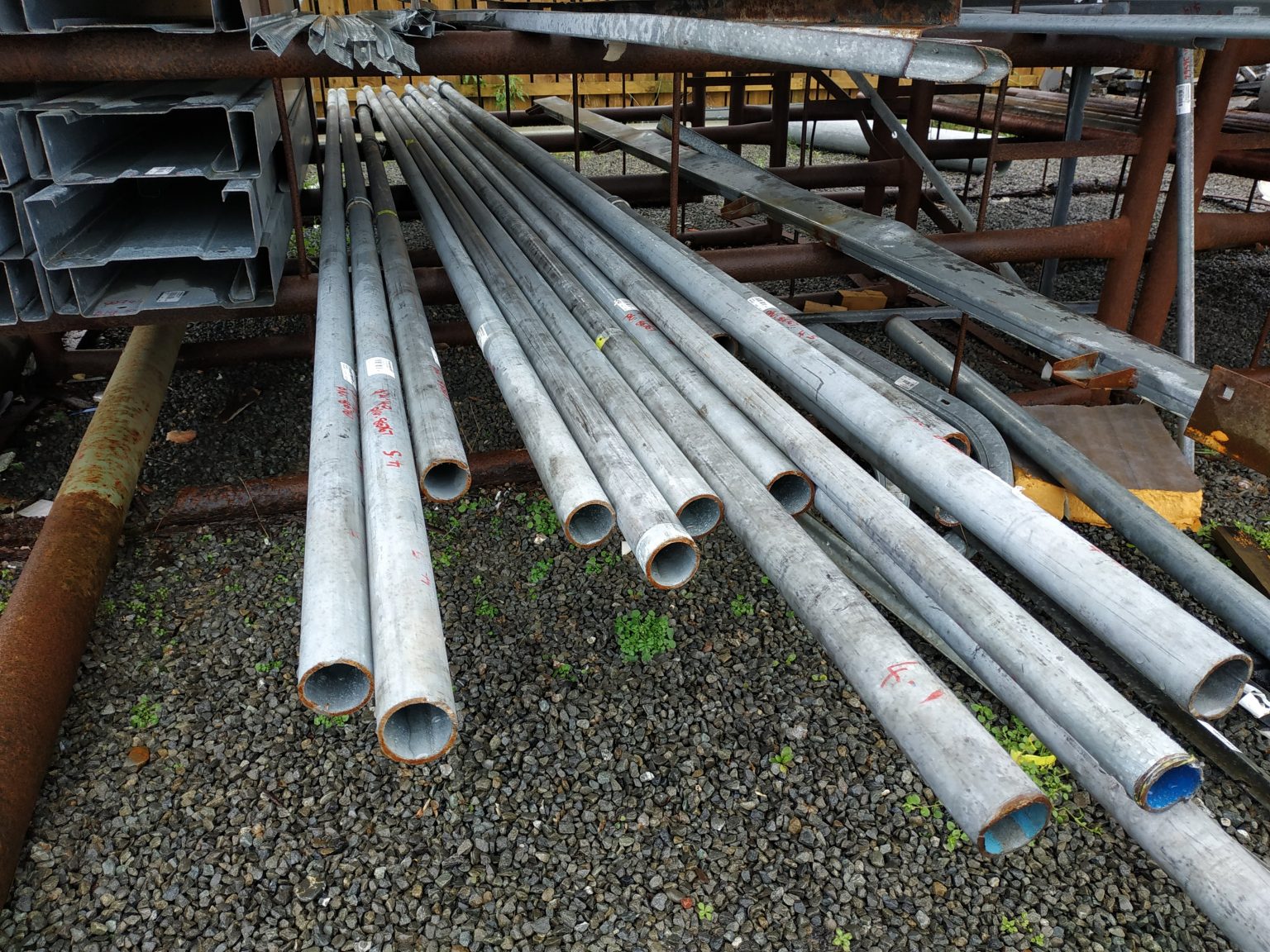 Galvanised Pipe 32Mm X 4500Mm Length Musgroves Ltd